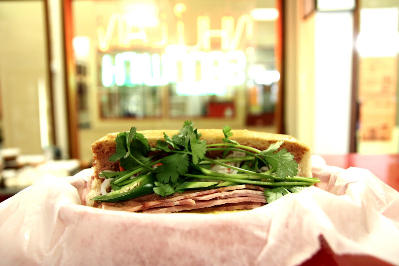 Nhu Lan Sandwich Shop 3