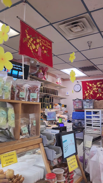 Huong Binh Bakery 3