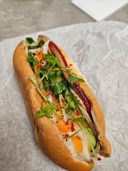 Huong Binh Bakery 4