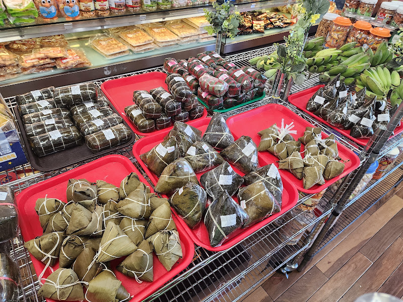 Kim Phung Bakery 3