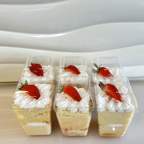Dulces Delicias Bakery 3