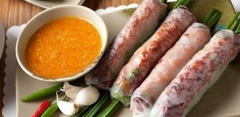 Pho & Banh Mi Eatery Cafe 4