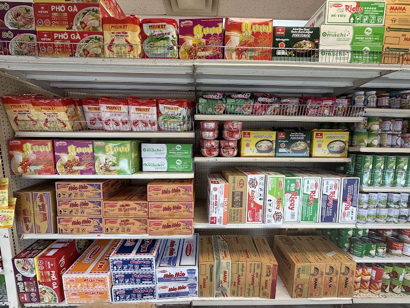 Vietnam Supermarket 5