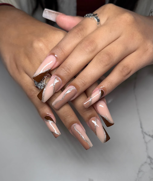 Aislinn Nails & Spa 4