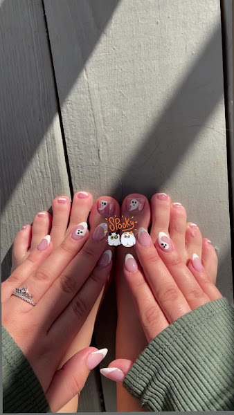 Hillwood Nails Spa & Lashes 3