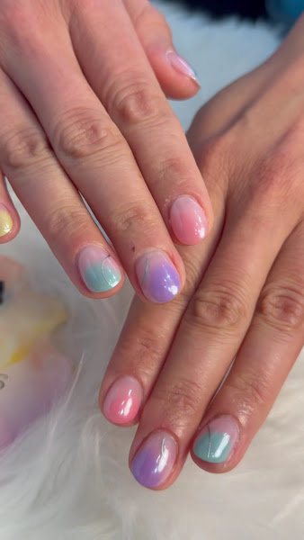 Nieon Nails 3