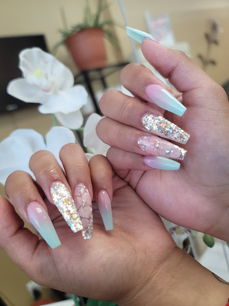 Beauty Aesthetic nails and spa 3