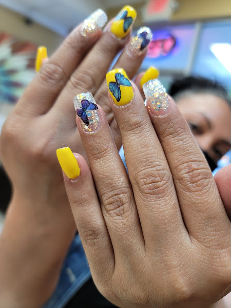 Beauty Aesthetic nails and spa 5