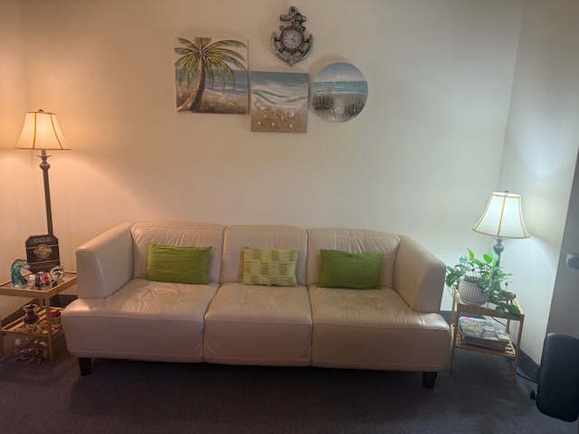 Sunny Massage Therapy & Spa 4