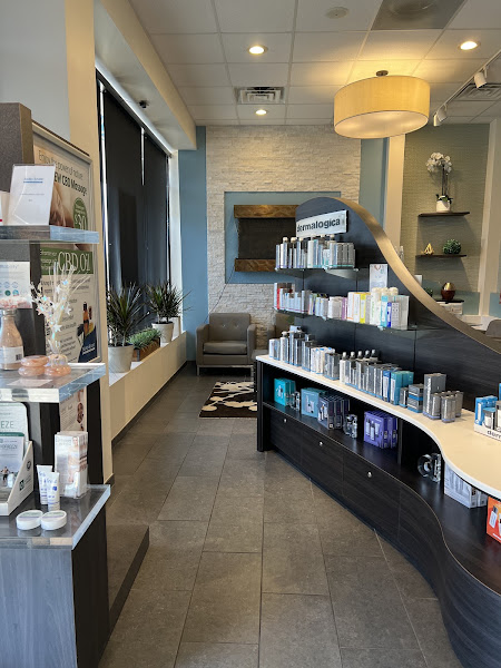 Hand & Stone Massage and Facial Spa 3
