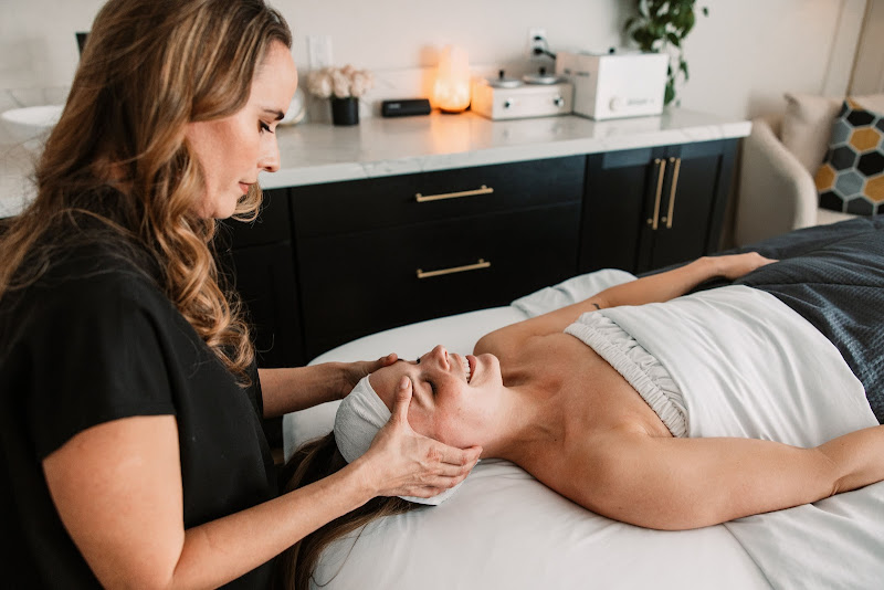 T L Spa Skin Studio 1