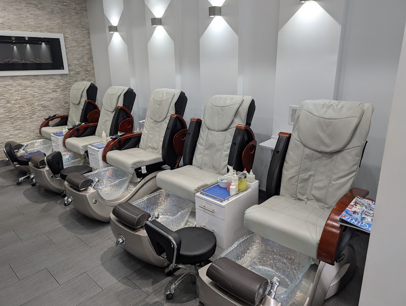 Wish Salon And Nails 4
