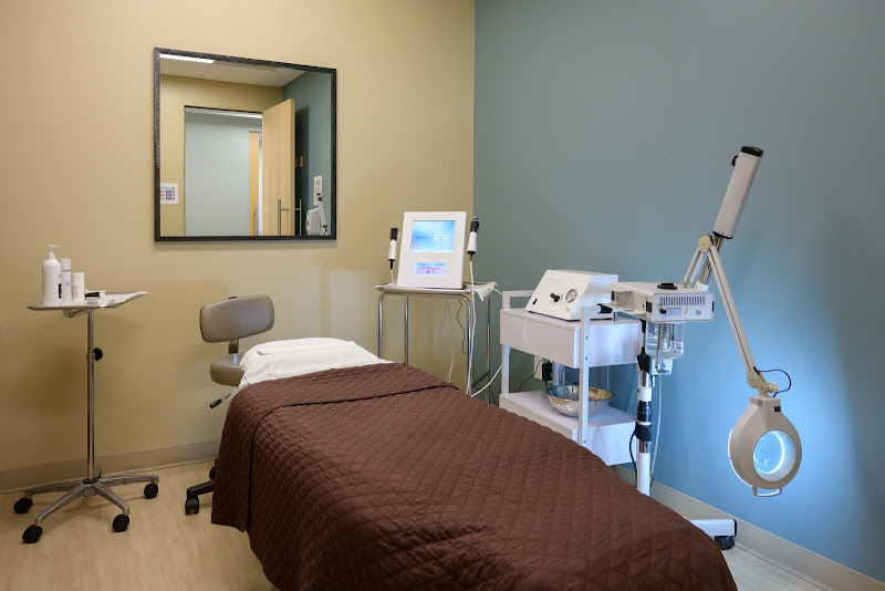 La Jolla Cosmetic Laser Clinic & Dermatology 4
