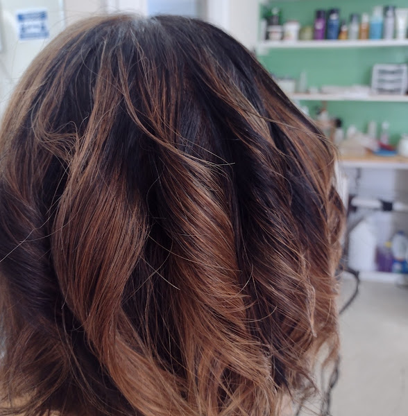 Yanira's Hair Salon