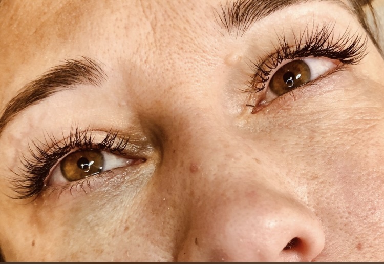 Lashes & Skin Care Studio 3