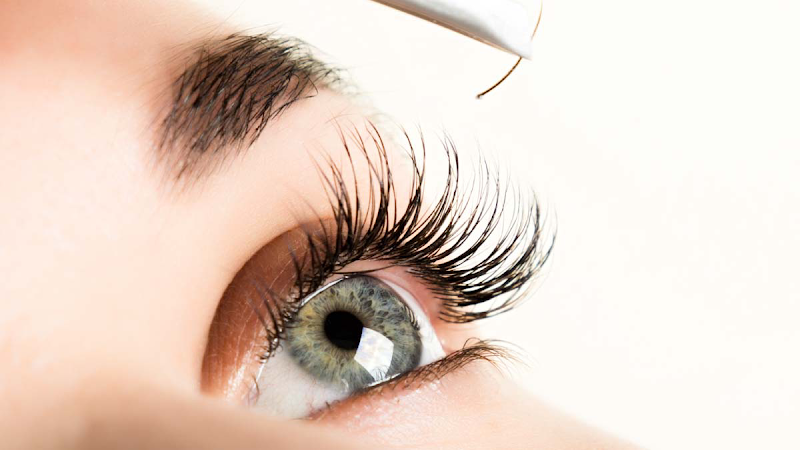 Lashes & Skin Care Studio 4