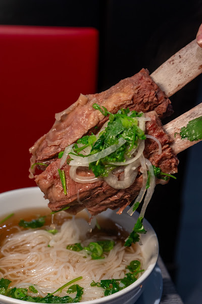 Pho Leo & Grill 4
