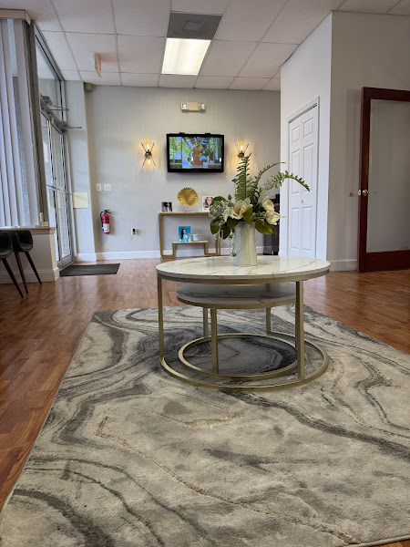 Dynamic Family Dentistry/ Dr. Farida Khattak, DDS 2