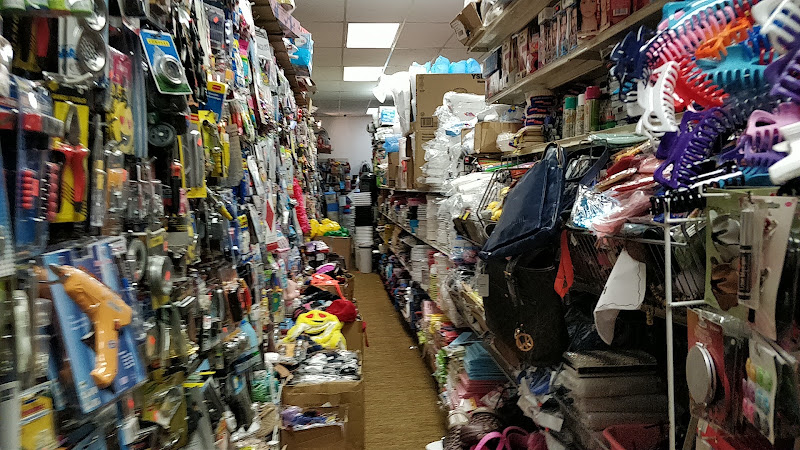 T I inc Dollar Store+ Gift Shop 3