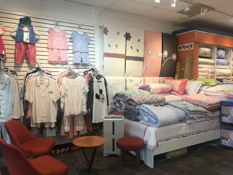 Lotte Boutique 4
