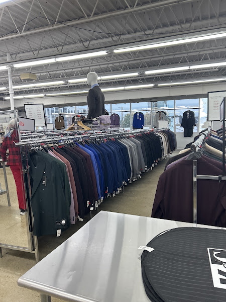 K&G Fashion Superstore 3