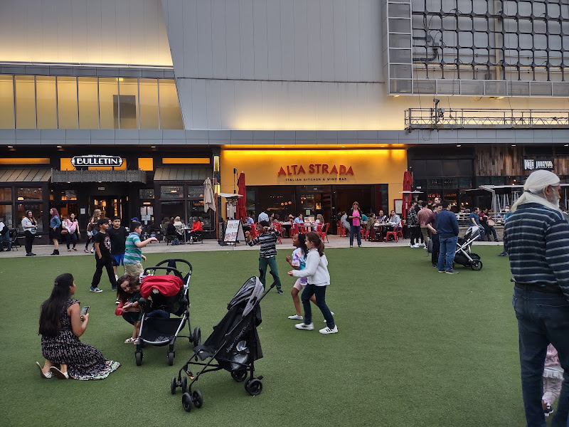 Fairfax Plaza 5