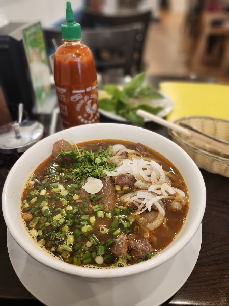 Hoang Ty - Banh Mi & Pho 5