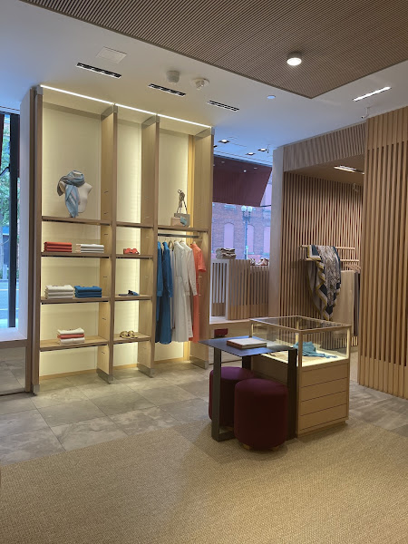 Loro Piana 4