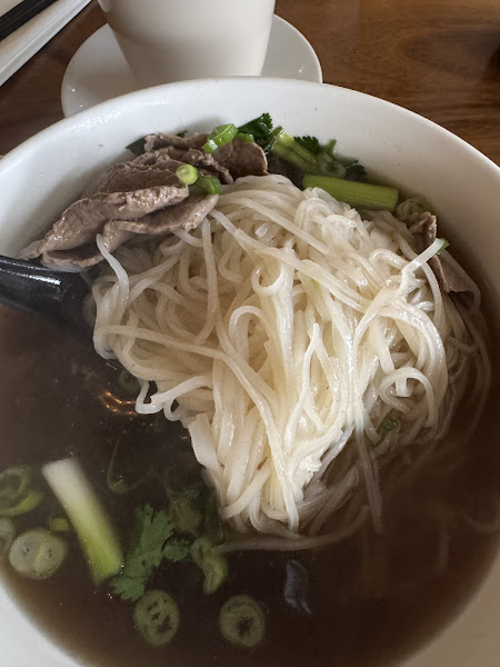 Pho Mignon + Seafood 5