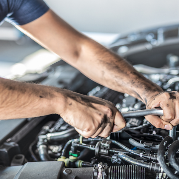 R&C Auto Repair & Collision Center 2