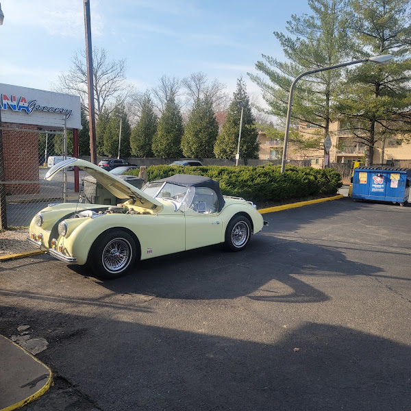 Lee's Auto Center 5
