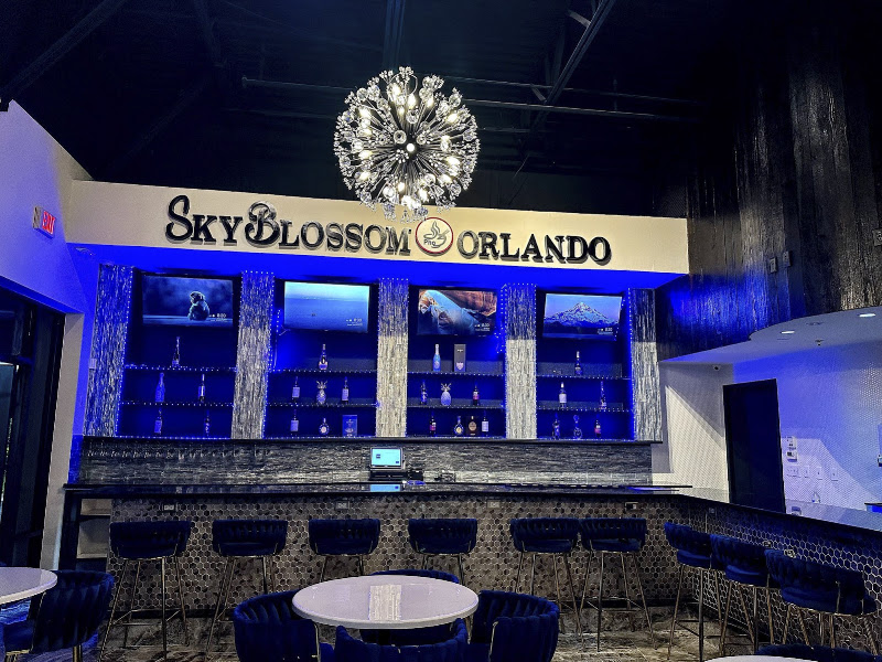 PHO SKY BLOSSOM - Bistro & Bar