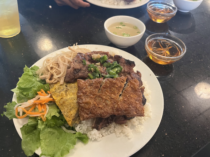 Com Tam Nhu Y Restaurant 2