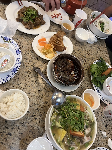 Com Tam Nhu Y Restaurant 5