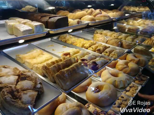 Fortuna Bakery & Coffee - Hunters Creek 3