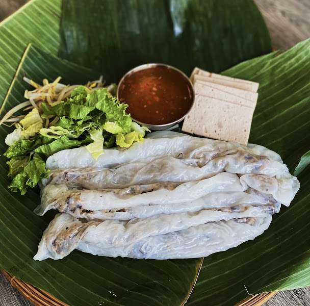 Y Nhu Bakery and Cafe 4