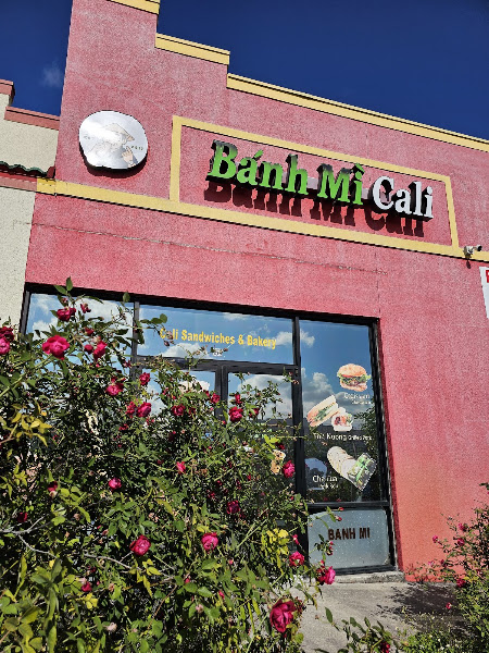 Bánh Mi Cali