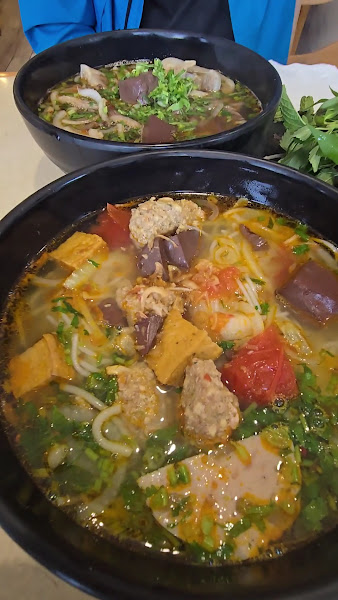 Vietnam Cuisine Restaurant 3
