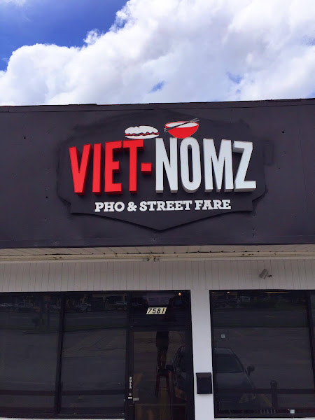 Viet-Nomz on University