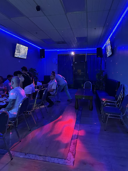 Café Karaoke 3
