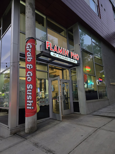 Flamin' Phó & Sushi Bar 1