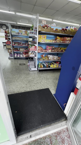 Bald Head Mini Mart & Smoke Shop 3