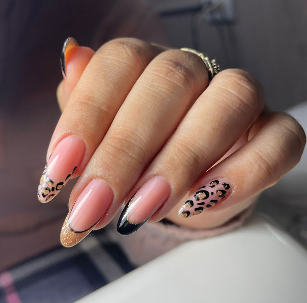 NAIL MANIAC SALON 5