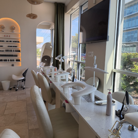NEWLOOK - nail & lash salon 5