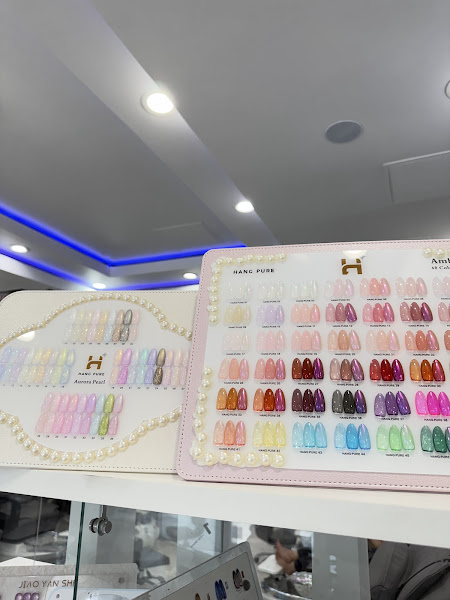 Vibe Nail Spa 4