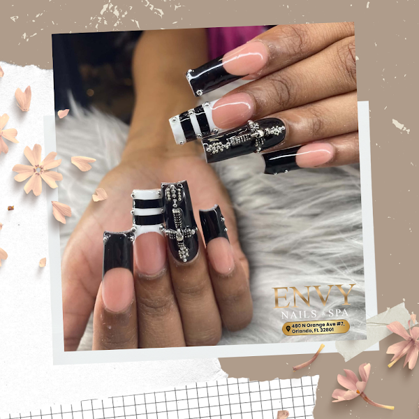 Envy Nails & Spa Downtown Orlando 4