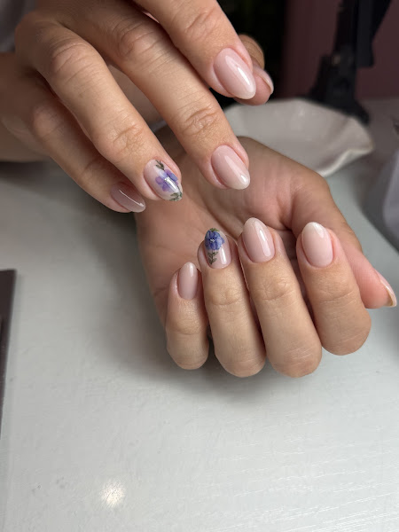 Luxy Nails & Beauty Dr.Phillips 4