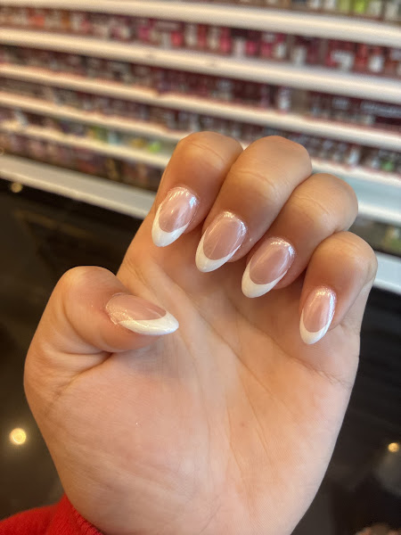 LV Nails Lounge