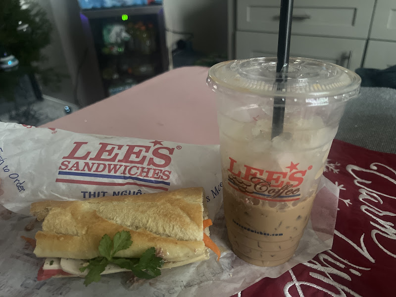 Lee's Sandwiches 4