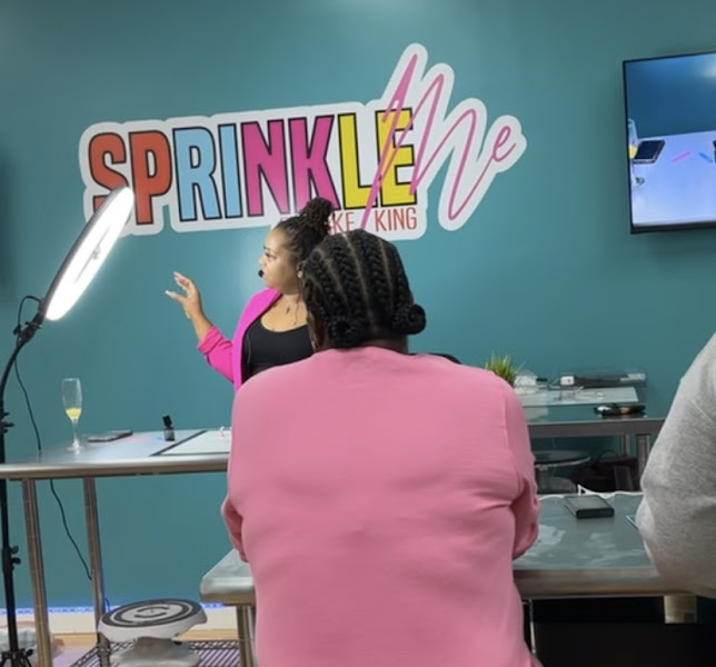 Orlando Nail Tech 4